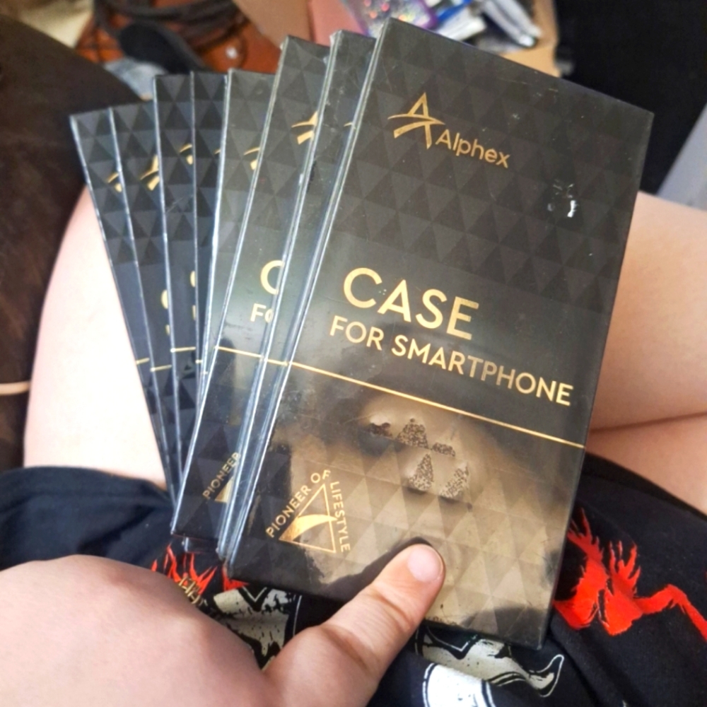 8 Iphone 13 pro black phone cases with wallets